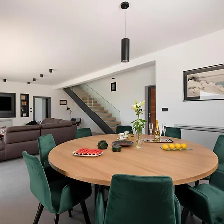 Marichi An Countryside Retreat With Pool And Sauna Holiday home *