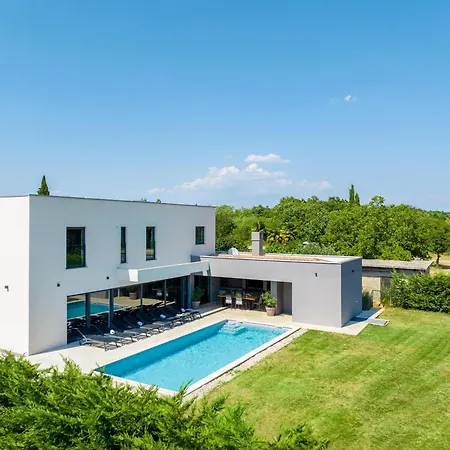 Holiday home Marichi An Countryside Retreat With Pool And Sauna