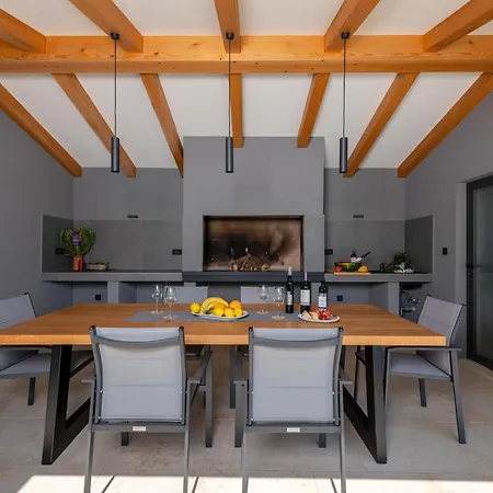 Marichi An Countryside Retreat With Pool And Sauna Holiday home *